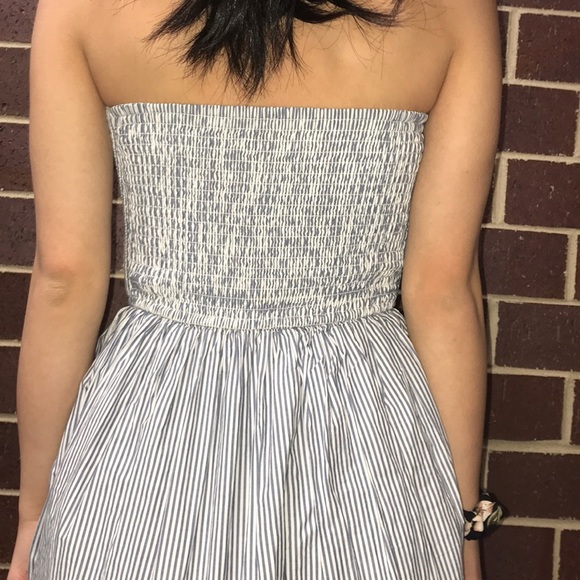 Strapless dress - Picture 5 of 5